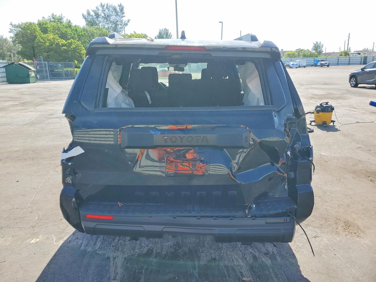 2025 Toyota 4runner VIN JTEVA5AR9S5001050 COPART salvage auction — Rear End, NM - CERTIFICATE OF TITLE (P), sold $39,000 on 2026-08-20 (photo 6)