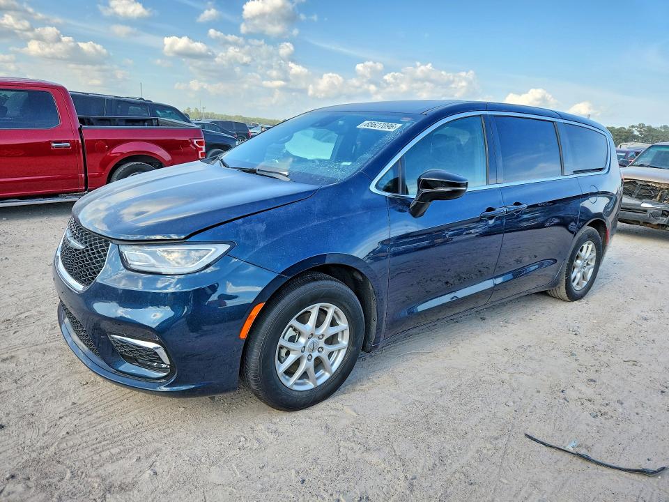 2025 Chrysler Pacifica VIN 2C4RC1BG9SR531625 — COPART salvage auction photo