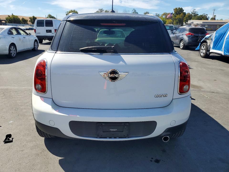 2013 Mini Cooper VIN WMWZB3C51DWM07707 COPART salvage auction — MECHANICAL, CA - DIS/DLR/EXP ONLY CLEAN TITLE, sold $150 on 2026-09-04 (photo 6)