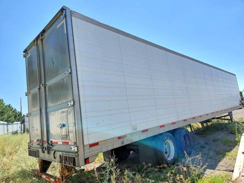 2006 Utility Vs2ra VIN 1UYVS25366U751007 COPART salvage auction — FRONT END, ND - CERT OF TITLE - SALVAGE VEHICL, sold $500 on 2026-10-01 (photo 3)