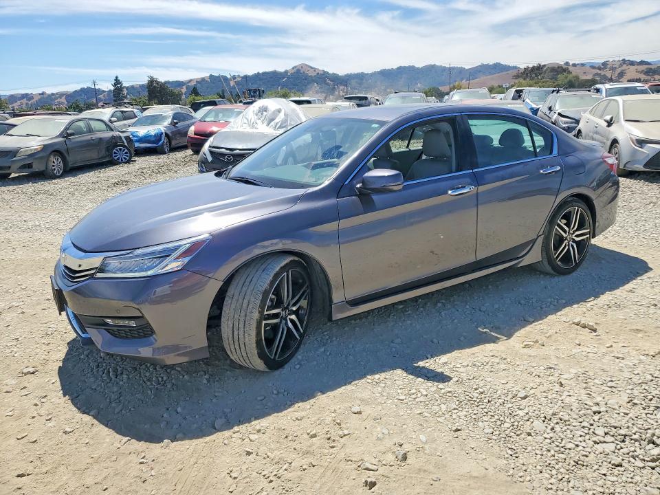 2017 Honda Accord VIN 1HGCR3F99HA004405 — COPART salvage auction photo