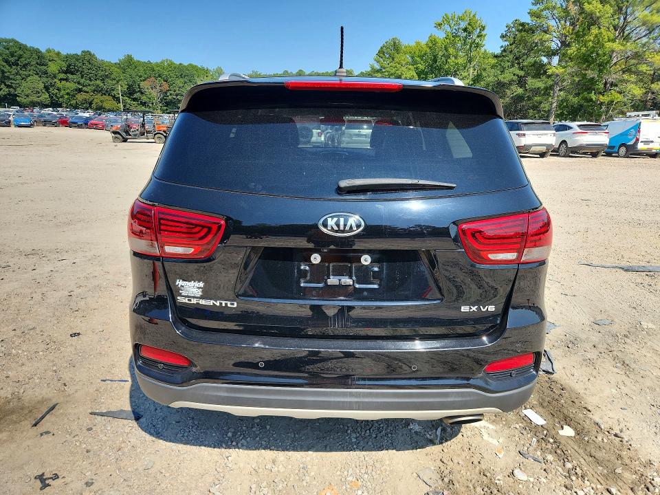 2020 Kia Sorento VIN 5XYPHDA54LG666429 COPART salvage auction — MINOR DENT/SCRATCHES, NC - CERTIFICATE OF TITLE (P), sold $4,600 on 2026-09-16 (photo 6)
