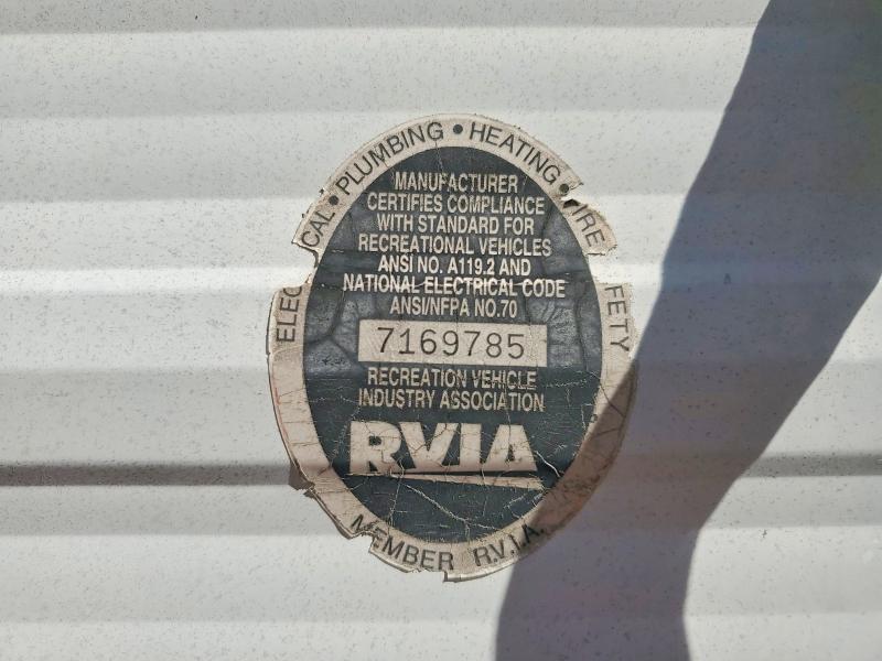 2002 Coach Camp VIN 1TC2B063X23030729 COPART salvage auction — FRONT END, ST, sold $5 on 2026-09-17 (photo 8)