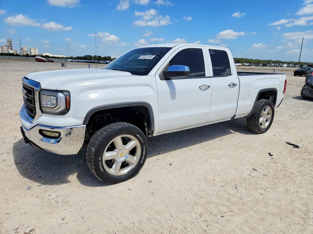 2019 GMC Sierra VIN 2GTR1LECXK1168910 — COPART salvage auction photo
