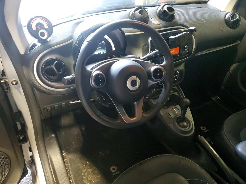 2018 Smart Fortwo VIN WMEFJ9BA5JK283701 COPART salvage auction — MECHANICAL, PA - CERT OF TITLE, sold $2,800 on 2026-08-19 (photo 8)