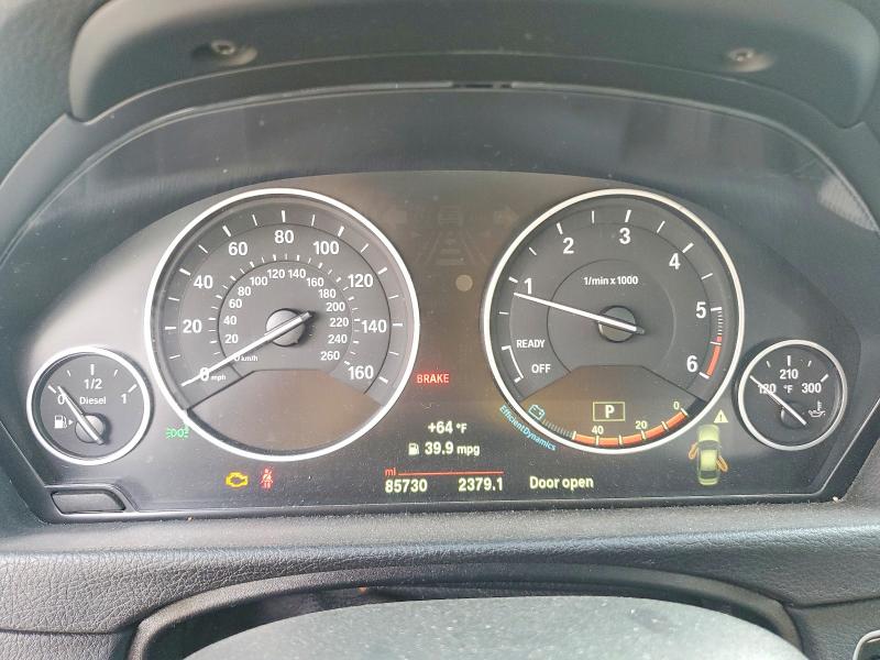 2018 BMW 3er VIN WBA8F1C50JAE97366 COPART salvage auction — FRONT END, WA - BILL OF SALE, sold $7,300 on 2026-08-21 (photo 9)