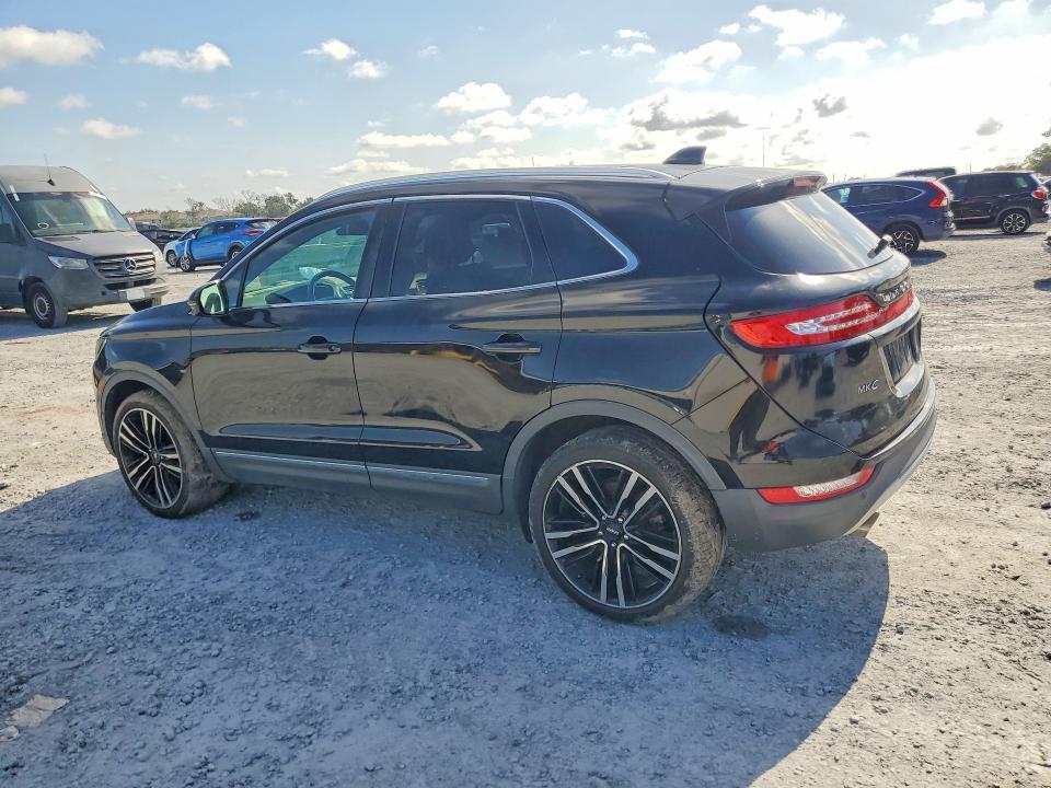 2017 Lincoln Mkc VIN 5LMTJ3DH6HUL36681 COPART salvage auction — MINOR DENT/SCRATCHES, Wv - Certificate Of Title, sold $3,800 on 2026-10-09 (photo 2)