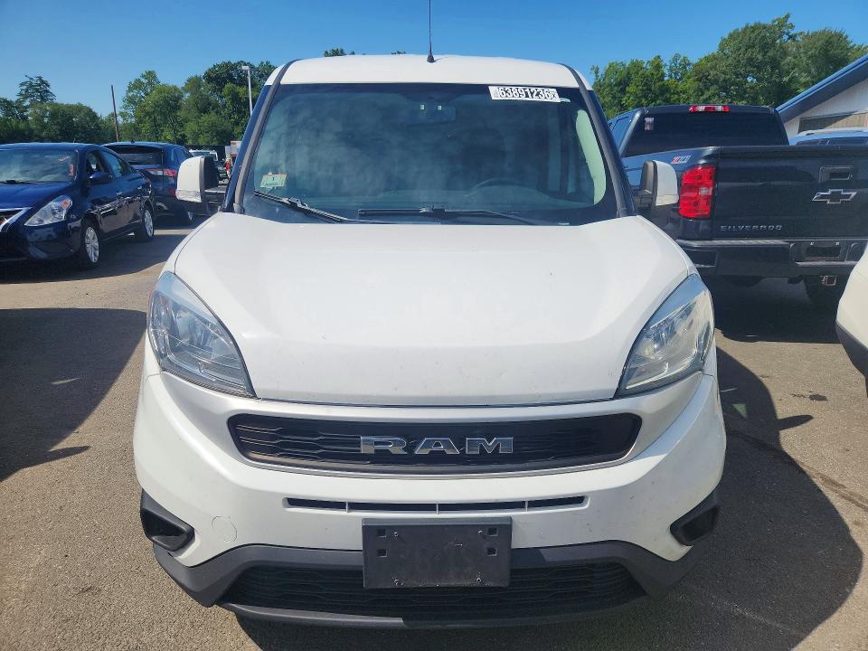 2019 Ram Promaster city VIN ZFBHRFBBXK6N19568 COPART salvage auction — MINOR DENT/SCRATCHES, MA - CERTIFICATE OF TITLE, sold $1,050 on 2026-08-13 (photo 5)