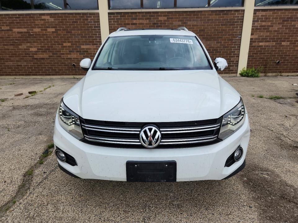 2016 Volkswagen Tiguan VIN WVGBV7AX9GW591737 COPART salvage auction — MECHANICAL, Il - Certificate Of Title, sold $2,650 on 2026-08-10 (photo 5)