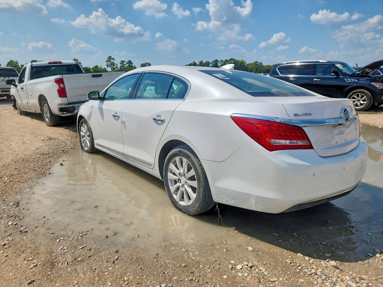 2015 Buick Lacrosse VIN 1G4GB5GR0FF157099 COPART salvage auction — Side, IN - CERTIFICATE OF TITLE, sold $975 on 2026-09-09 (photo 2)