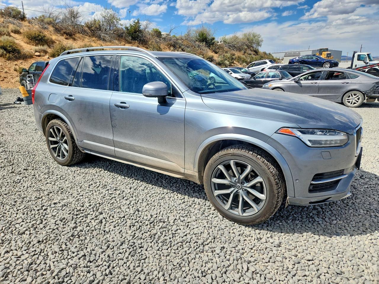 2017 Volvo Xc90 VIN YV4A22PK1H1178374 COPART salvage auction — Minor Dent/Scratches, MT - CERTIFICATE OF TITLE, sold $5,300 on 2026-09-03 (photo 4)