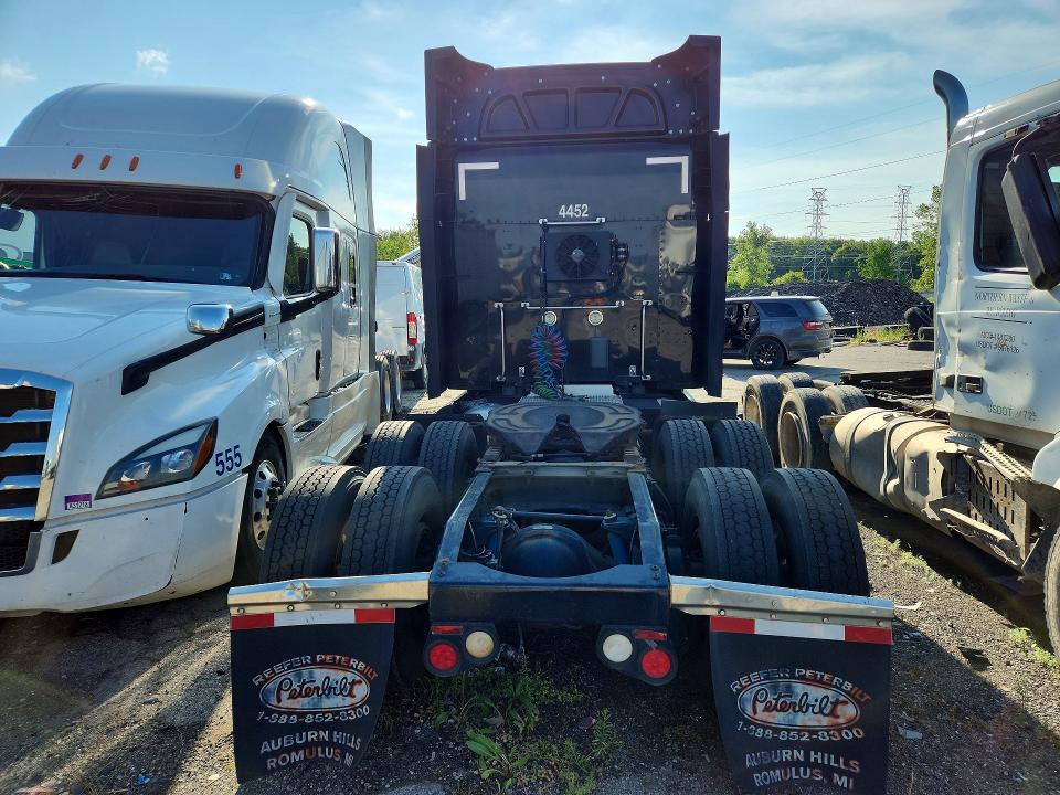 2016 Peterbilt 579 VIN 1XPBD49X9GD358123 COPART salvage auction — FRONT END, MI - CERTIFICATE OF TITLE, sold $14,900 on 2026-08-25 (photo 6)