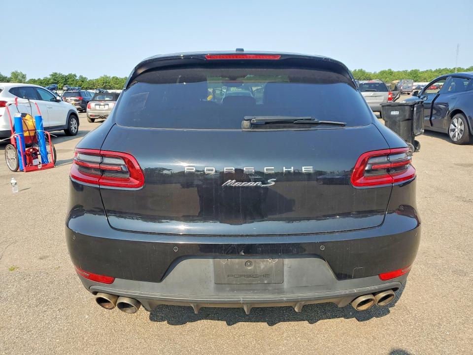 2016 Porsche Macan VIN WP1AB2A54GLB54853 COPART salvage auction — MINOR DENT/SCRATCHES, Va - Certificate Of Title (P), sold $7,300 on 2026-08-19 (photo 6)