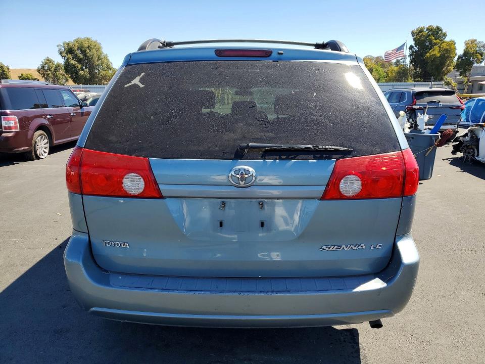 2008 Toyota Sienna VIN 5TDZK23C58S205423 COPART salvage auction — SIDE, CA - DIS/DLR/EXP ONLY CLEAN TITLE, sold $1,200 on 2026-08-17 (photo 6)