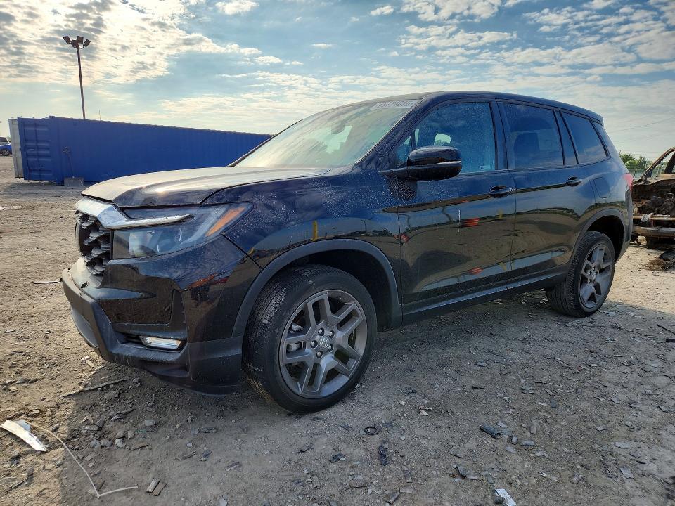 2023 Honda Passport VIN 5FNYF8H52PB039913 — COPART salvage auction photo