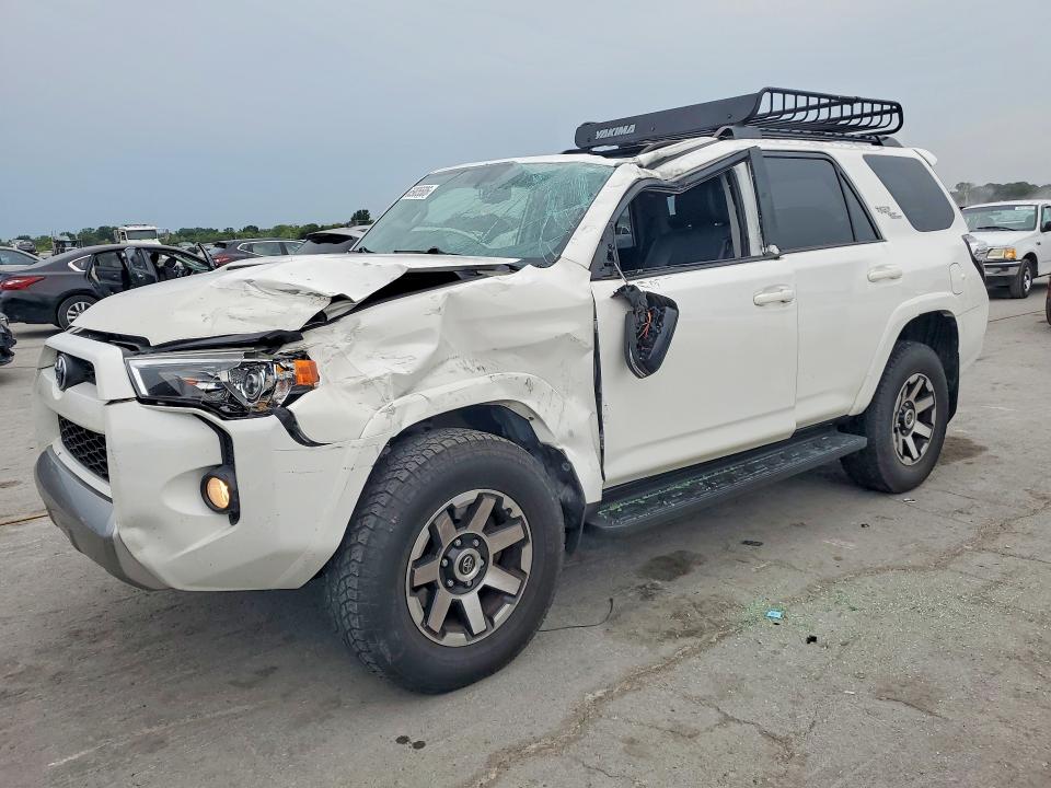 2019 Toyota 4runner VIN JTEBU5JR4K5631634 — COPART salvage auction photo