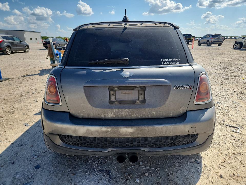2008 Mini Cooper VIN WMWMF73568TT89203 COPART salvage auction — FRONT END, Tx - Salvage Vehicle Title, sold $475 on 2026-08-27 (photo 6)