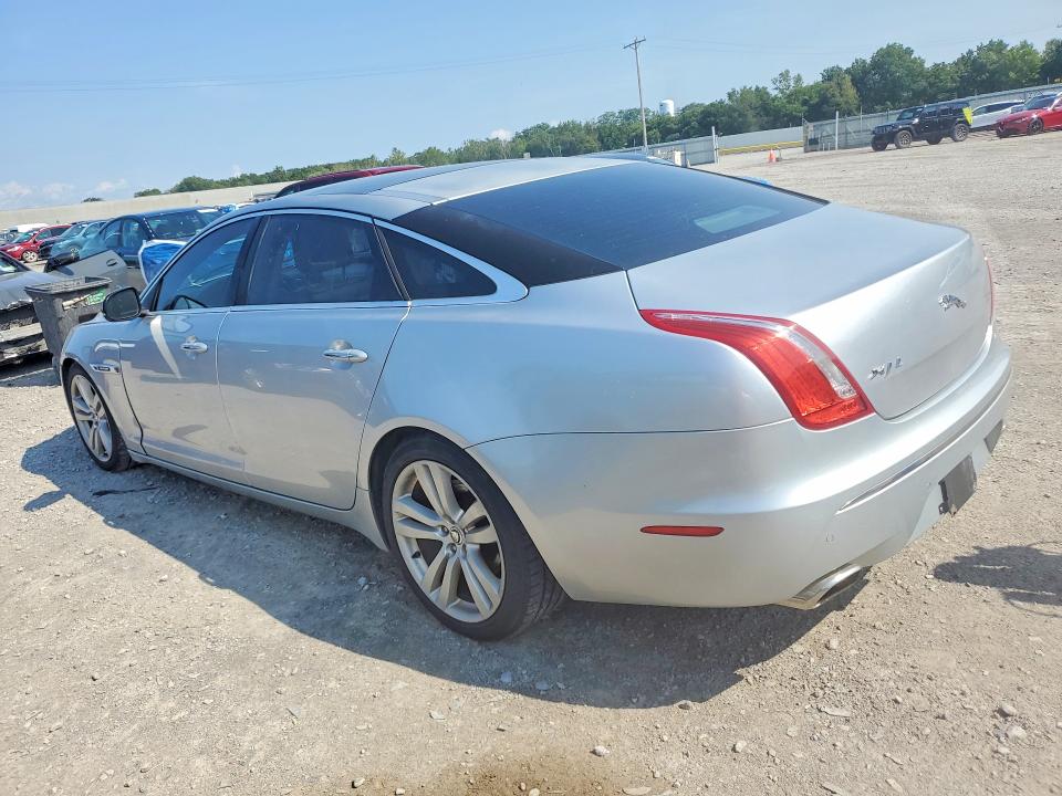 2012 Jaguar Xj VIN SAJWA2GB9CLV32409 COPART salvage auction — WATER/FLOOD, Mt - Certificate Of Title, sold $450 on 2026-09-14 (photo 2)