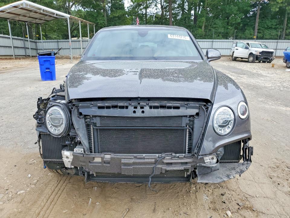 2018 Bentley Bentayga VIN SJAAC2ZV6JC018686 COPART salvage auction — FRONT END, GA - CERT OF TITLE-SALVAGE, sold $23,000 on 2026-09-04 (photo 5)