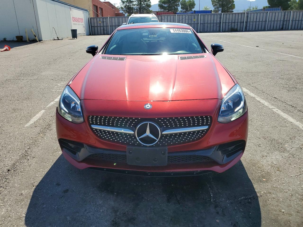 2018 Mercedes-Benz SLC-Class VIN WDDPK3JAXJF149781 COPART salvage auction — Minor Dent/Scratches, TX - CERTIFICATE OF TITLE, sold $8,700 on 2026-08-14 (photo 5)