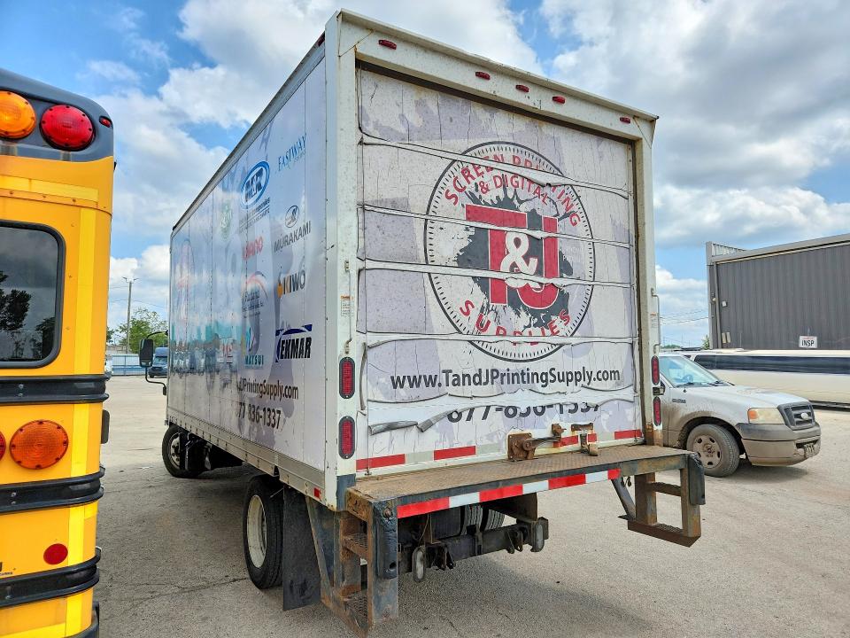 2018 Isuzu Npr VIN JALC4W160J7K01301 COPART salvage auction — NORMAL WEAR, Il - Certificate Of Title, sold $6,500 on 2026-09-07 (photo 2)