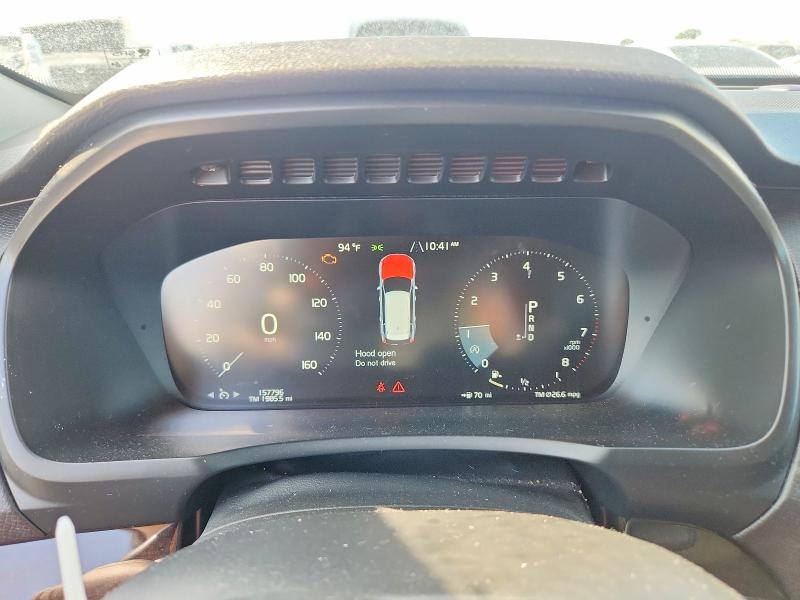 2017 Volvo Xc90 VIN YV4102KK2H1138480 COPART salvage auction — NORMAL WEAR, Salvage Title, sold $1,300 on 2026-08-17 (photo 9)