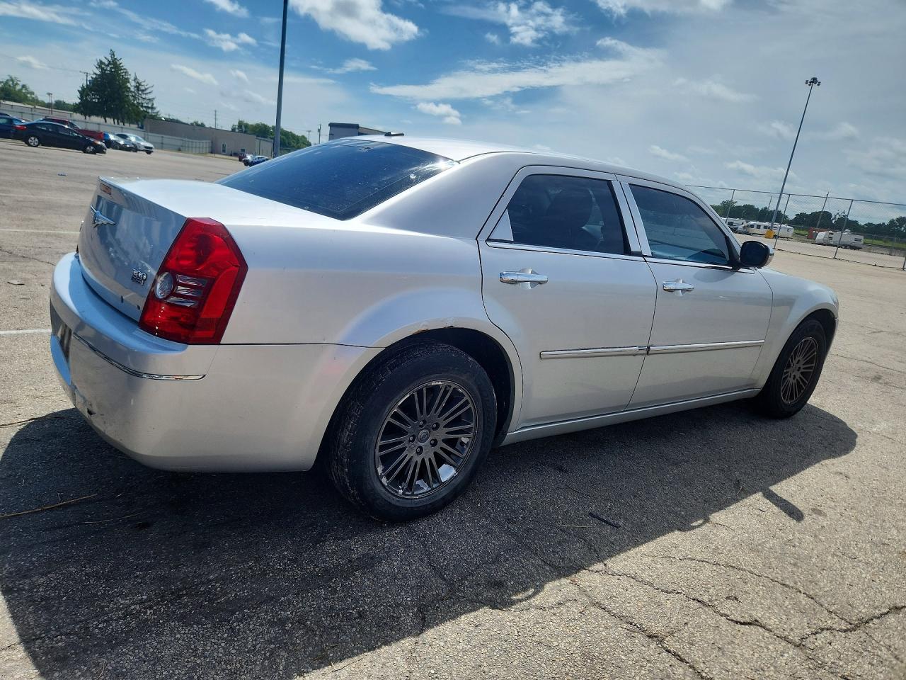 2010 Chrysler 300 VIN 2C3CA5CV3AH284627 COPART salvage auction — Minor Dent/Scratches, OH - CERTIFICATE OF TITLE, sold $325 on 2026-09-15 (photo 3)