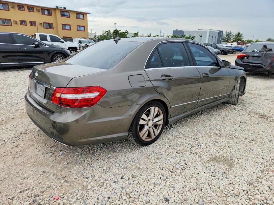 2011 Mercedes-benz E-class VIN WDDHF5GB5BA410785 COPART salvage auction — FRONT END, FL - CERT OF TITLE SLVG REBUILDABLE, sold $550 on 2026-08-14 (photo 3)