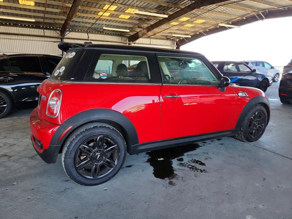 2013 Mini Cooper VIN WMWSV3C54DT395448 COPART salvage auction — FRONT END, Ca - Salvage Certificate, sold $750 on 2026-09-03 (photo 3)