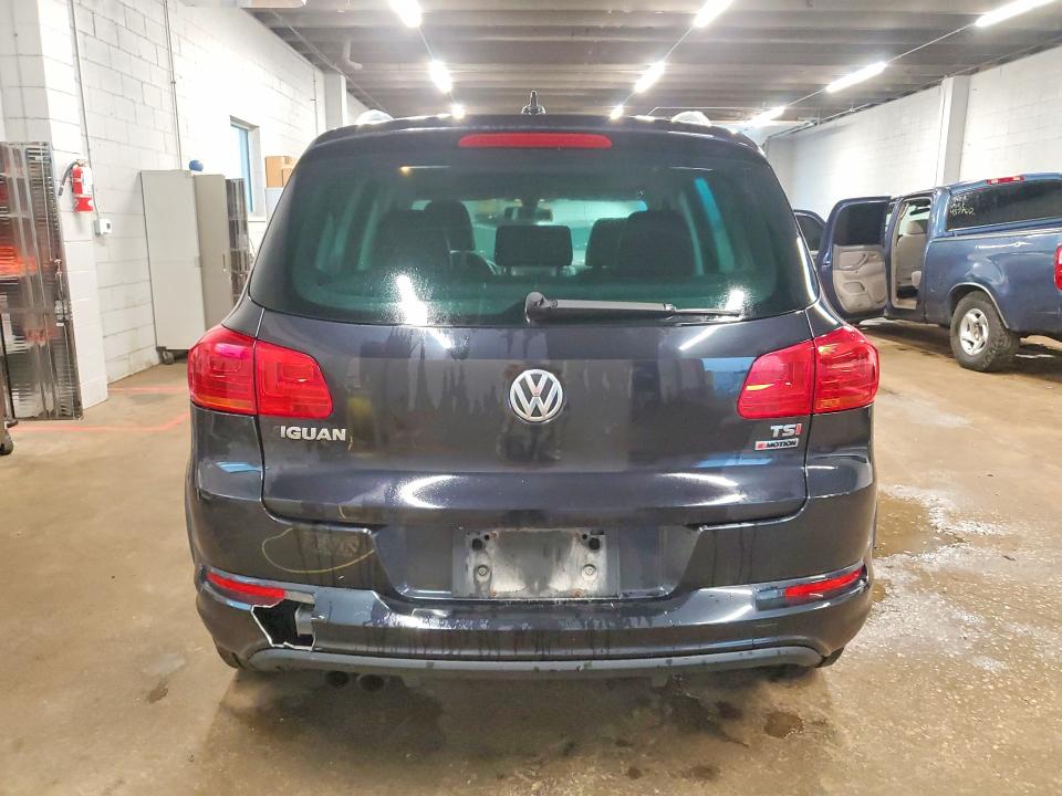 2017 Volkswagen Tiguan VIN WVGUV7AXXHK021294 COPART salvage auction — REAR END, Ia - Certificate Of Title, sold $1,950 on 2026-08-19 (photo 6)