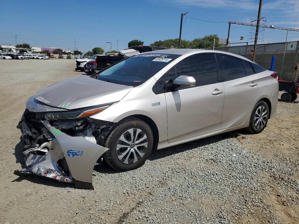 2020 Toyota Prius prime VIN JTDKARFP6L3162913 COPART salvage auction — FRONT END, CA - SALVAGE CERTIFICATE, sold $8,000 on 2026-10-21 (photo 1)