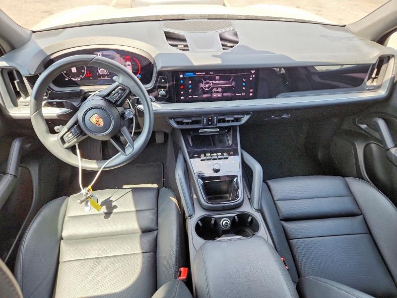 2024 Porsche Cayenne VIN WP1AA2AY7RDA09655 COPART salvage auction — MINOR DENT/SCRATCHES, Salvage Title, sold $39,500 on 2026-09-22 (photo 8)