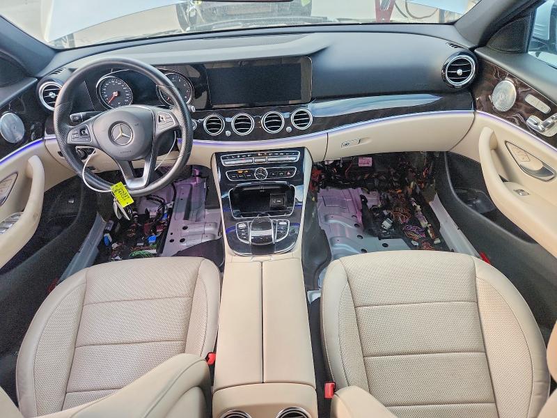 2017 Mercedes-benz E-klasse VIN WDDZF4JB5HA260855 COPART salvage auction — WATER/FLOOD, Tx - Salvage Title-Flood Damage, sold $5,600 on 2026-08-20 (photo 8)