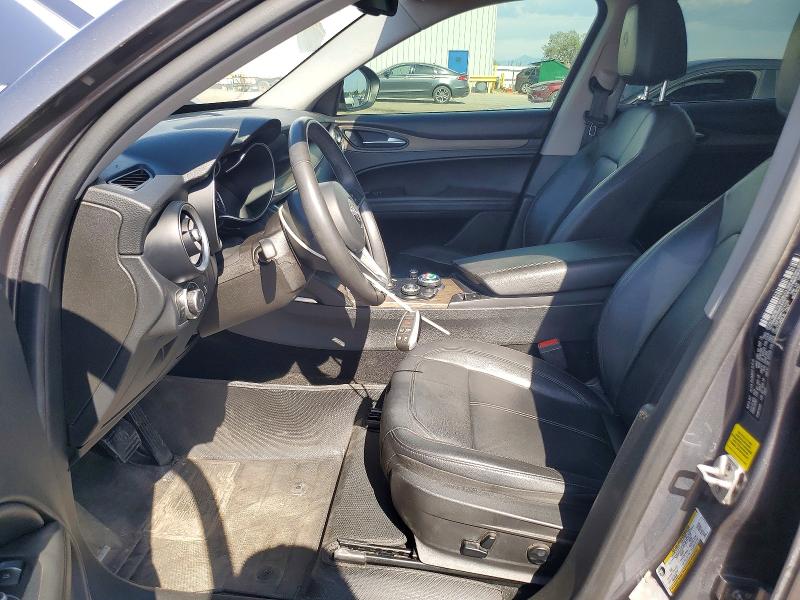 2018 Alfa romeo Stelvio VIN ZASFAKBN7J7C17539 COPART salvage auction — MINOR DENT/SCRATCHES, AZ - CERTIFICATE OF TITLE, sold $9,000 on 2026-09-09 (photo 7)