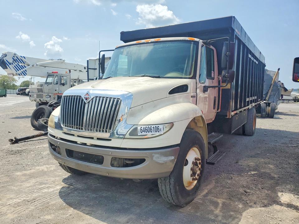 2011 International VIN 1HTMKAAR4BH389246 — COPART salvage auction photo