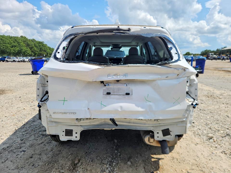 2023 Kia Sorento VIN 5XYRH4LF7PG185210 COPART salvage auction — REAR END, GA - CERT OF TITLE-SALVAGE, sold $11,200 on 2026-08-28 (photo 6)