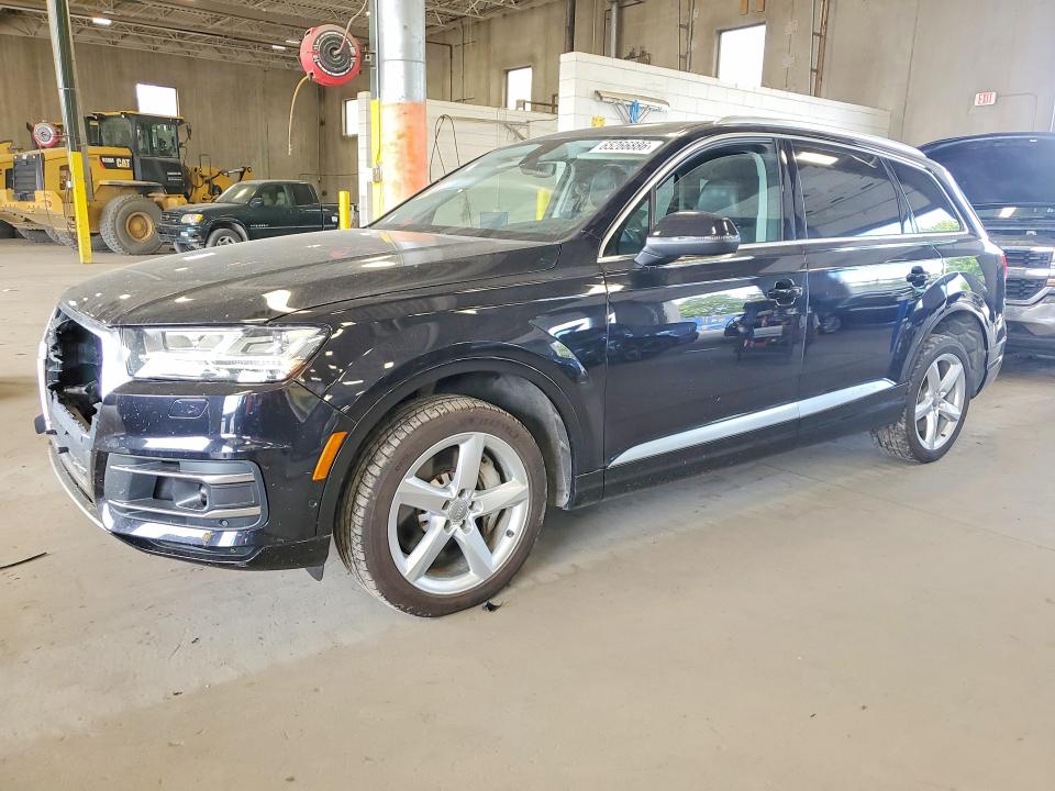 2019 Audi Q7 VIN WA1LAAF70KD014779 — COPART salvage auction photo