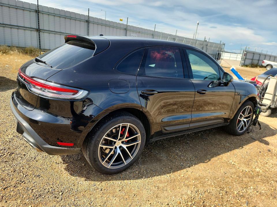 2025 Porsche Macan VIN WP1AG2A52SLB40945 COPART salvage auction — FRONT END, Ab - Bos - Salvage, sold $32,750 on 2026-09-24 (photo 3)