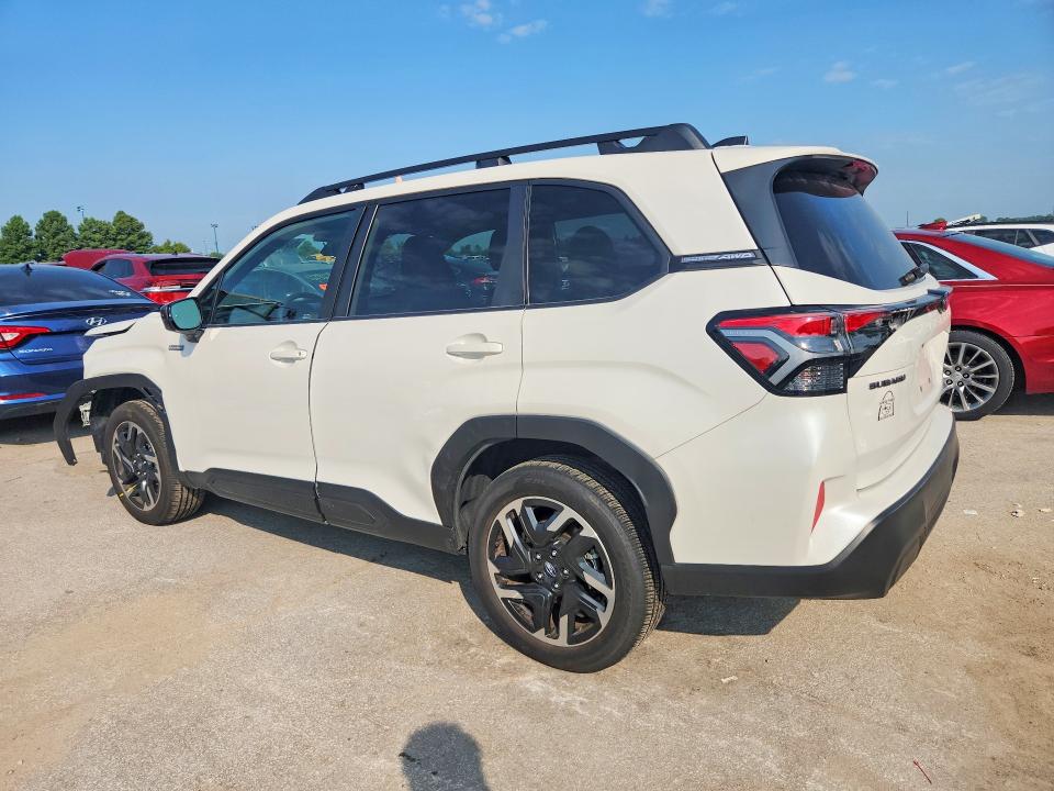 2025 Subaru Forester VIN JF2SLSED3SH409624 COPART salvage auction — FRONT END, Mo - Salvage Certificate Of Title, sold $8,100 on 2026-08-21 (photo 2)