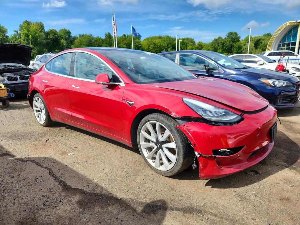 2018 Tesla Model 3 VIN 5YJ3E1EB5JF146136 COPART salvage auction — FRONT END, TN - CERTIFICATE OF TITLE (P), sold $7,700 on 2026-09-10 (photo 4)