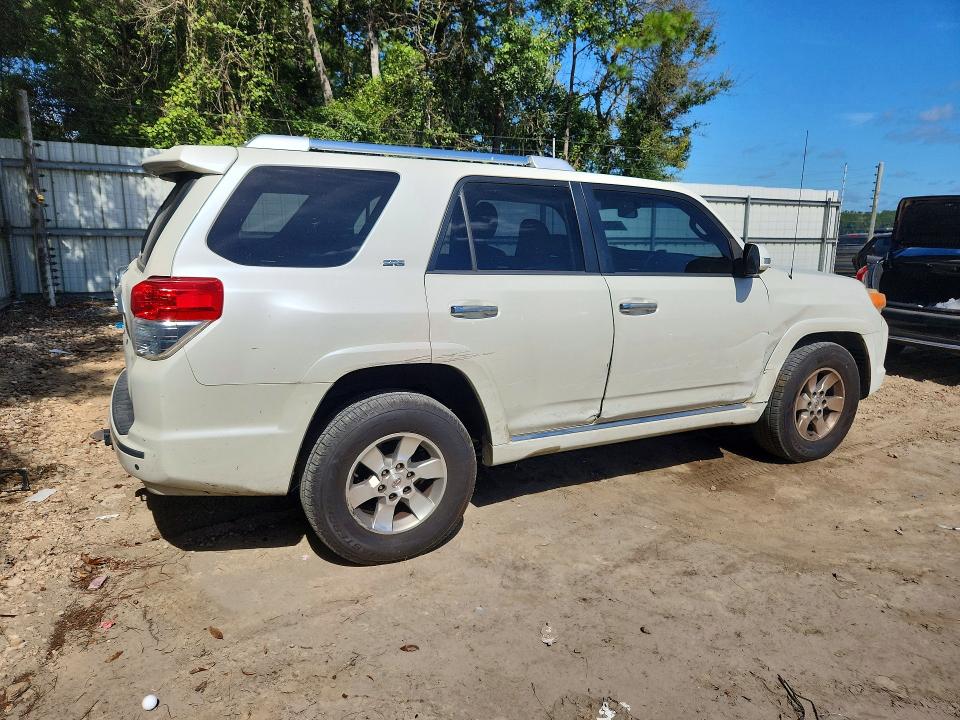 2013 Toyota 4runner VIN JTEZU5JR8D5048355 COPART salvage auction — SIDE, Fl - Cert Of Title Slvg Rebuildable, sold $7,600 on 2026-08-21 (photo 3)
