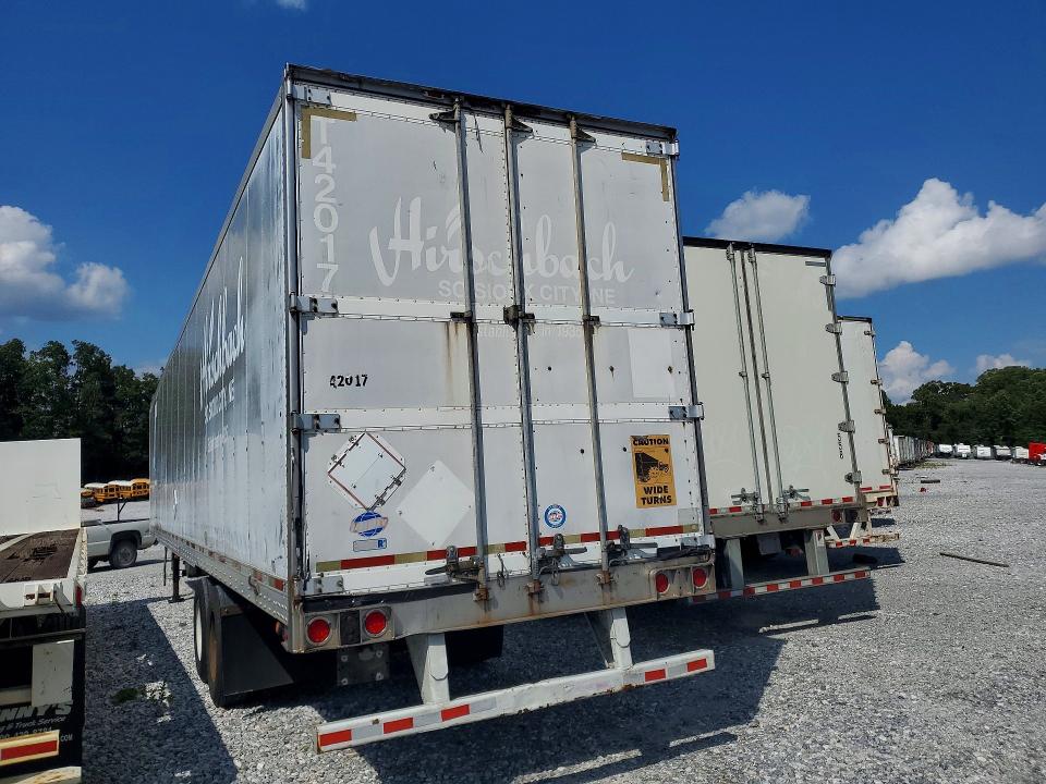 2004 Utility trailer mfg Trailers VIN 1UYVS25314U326517 COPART salvage auction — PARTIAL REPAIR, PA - CERTIFICATE OF SALVAGE, sold $1,700 on 2026-09-17 (photo 2)