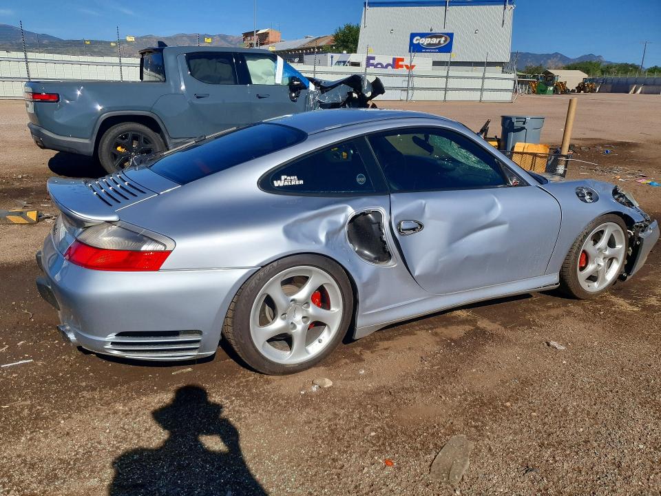2001 Porsche 911 VIN WP0AB29901S686834 COPART salvage auction — SIDE, Co - Salvage Title, sold $24,600 on 2026-08-31 (photo 3)