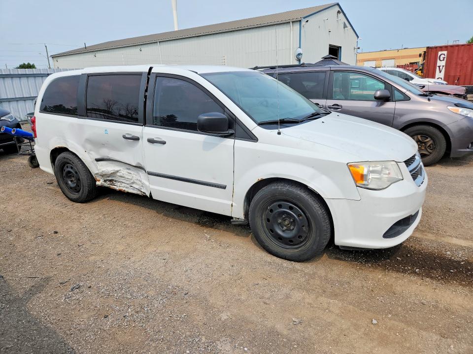 2014 Dodge Grand caravan VIN 2C4RDGBGXER185668 COPART salvage auction — SIDE, On - Permit No Brand - Unfit, sold $425 on 2026-09-10 (photo 4)