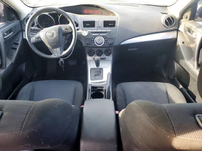 2011 Mazda 3 VIN JM1BL1VG9B1487661 COPART salvage auction — NORMAL WEAR, AZ - CERTIFICATE OF TITLE, sold $1,400 on 2026-08-29 (photo 8)