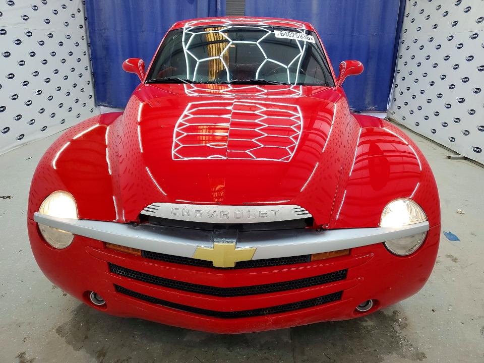2006 Chevrolet Ssr VIN 1GCES14H36B122693 COPART salvage auction — MINOR DENT/SCRATCHES, OK - CERT OF TITLE-SALVAGE, sold $13,900 on 2026-09-04 (photo 5)