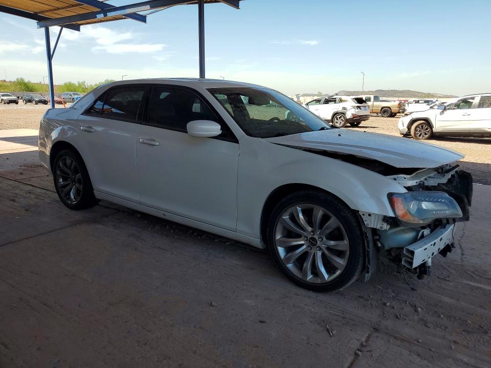 2014 Chrysler 300 VIN 2C3CCABT0EH346946 COPART salvage auction — FRONT END, Az - Cert Of Title - Salvage, sold $1,550 on 2026-09-08 (photo 4)