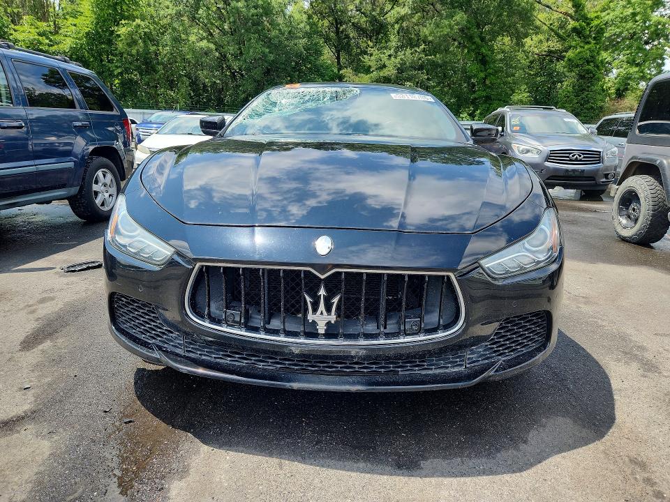 2017 Maserati Ghibli VIN ZAM57XSA4H1218881 COPART salvage auction — WATER/FLOOD, Nj - Cert Of Title-Salvage Flood, sold $5,000 on 2026-08-11 (photo 5)