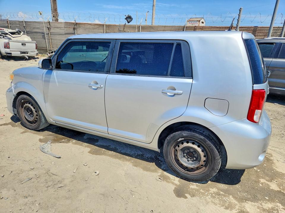 2011 Scion Xb VIN JTLZE4FE3B1121111 COPART salvage auction — MINOR DENT/SCRATCHES, CA - DIS/DLR/EXP ONLY CLEAN TITLE, sold $350 on 2026-09-14 (photo 2)