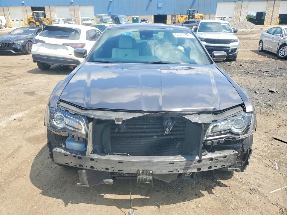 2017 Chrysler 300 VIN 2C3CCAGG0HH521941 COPART salvage auction — FRONT END, Mi - Certificate Of Title, sold $10,000 on 2026-08-18 (photo 5)
